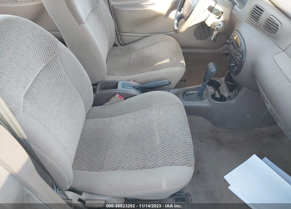 1999 FORD ESCORT SE VIN: 1FAFP13P0XW195678