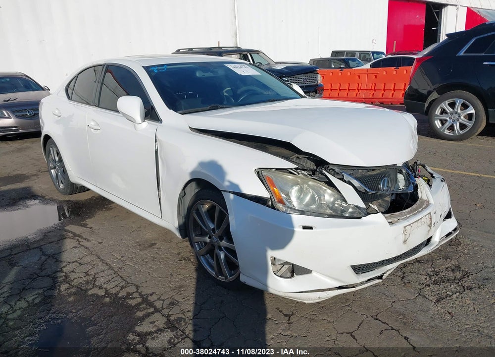 2008 LEXUS IS 350 VIN: JTHBE262085021362