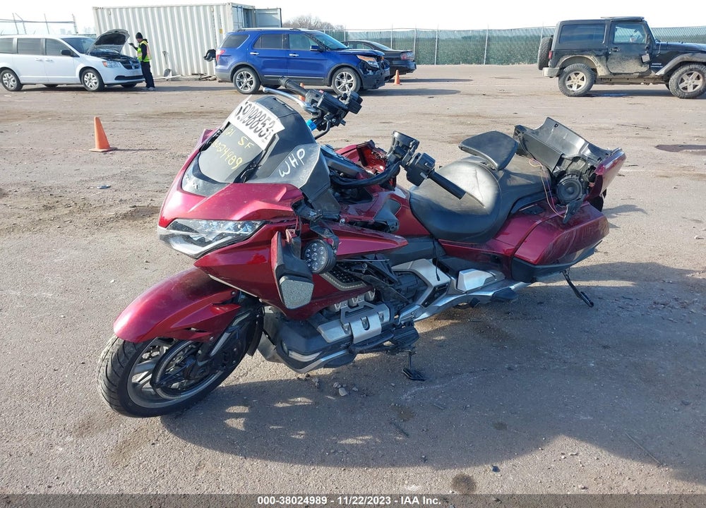 2019 HONDA GL1800 D VIN: JH2SC7952KK100767