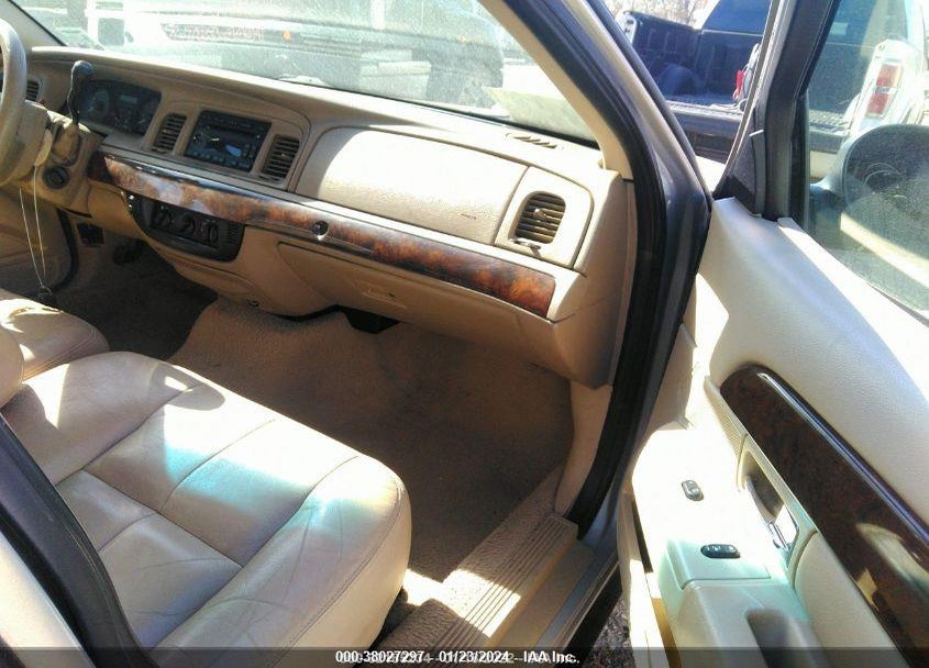 2006 MERCURY GRAND MARQUIS GS VIN: 2MEFM74V66X632376