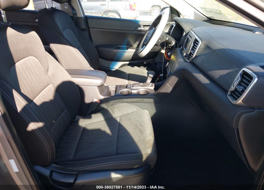 2017 KIA SPORTAGE LX VIN: KNDPMCAC0H7292488