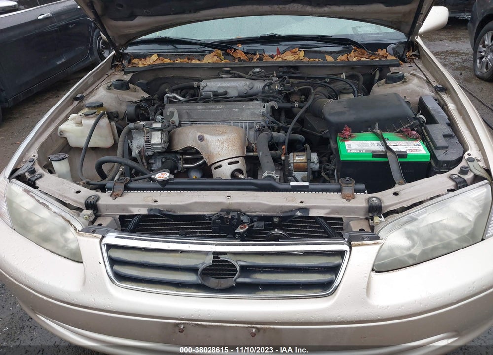 2001 TOYOTA CAMRY CE VIN: 4T1BG22K11U868495