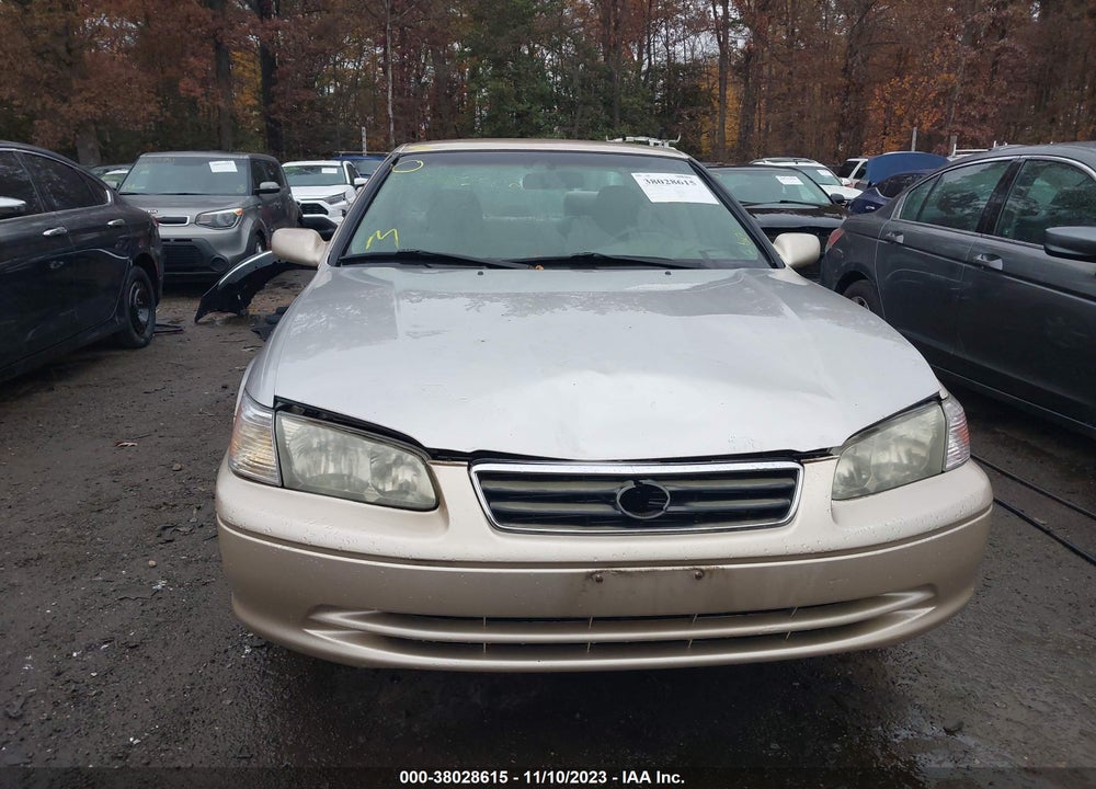 2001 TOYOTA CAMRY CE VIN: 4T1BG22K11U868495