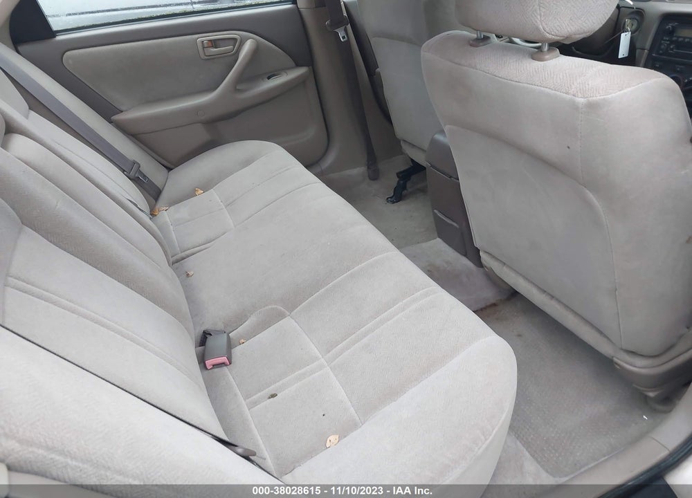 2001 TOYOTA CAMRY CE VIN: 4T1BG22K11U868495