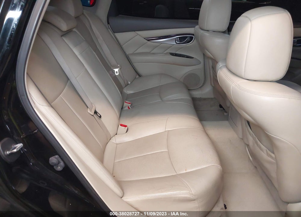2012 INFINITI M37X VIN: JN1BY1AR2CM394752