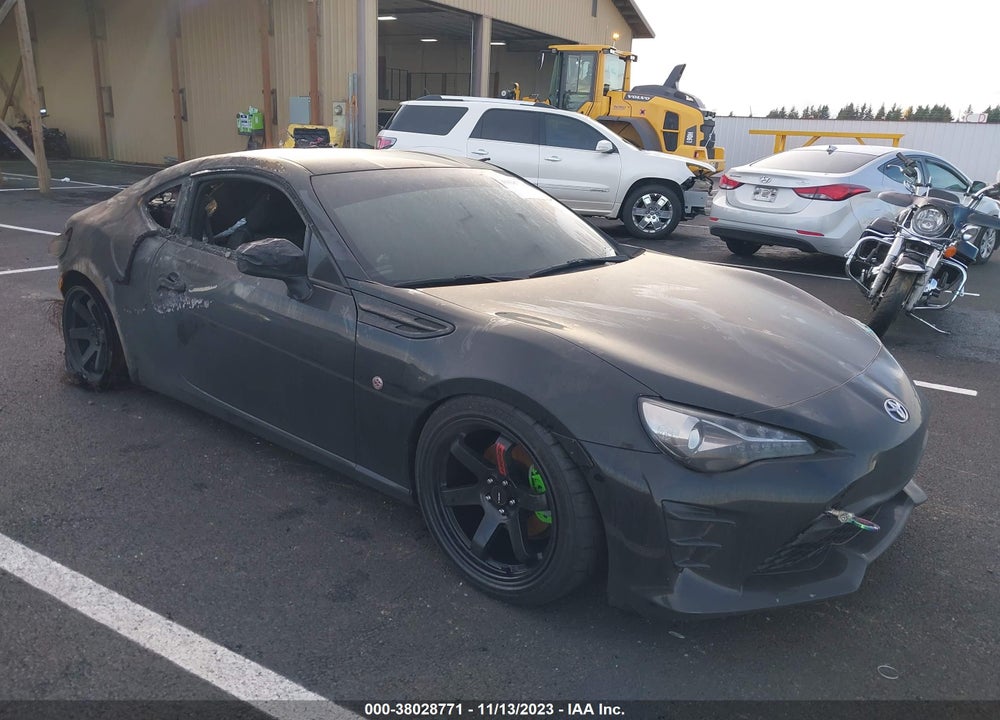2017 TOYOTA 86 VIN: JF1ZNAA16H9710152