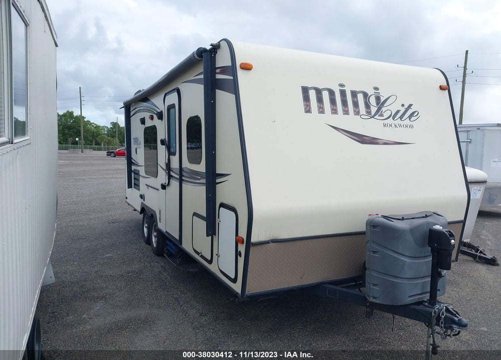 2015 FOREST RIVER ROCKWOOD LITE VIN: 4X4TRLY2XFD403800