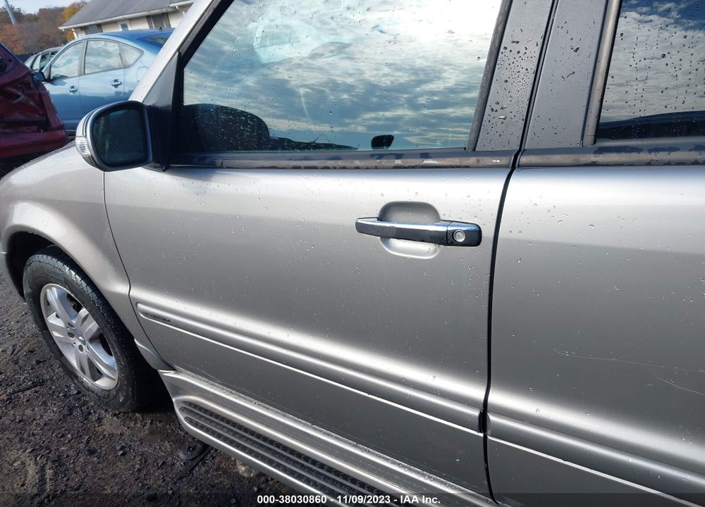2005 MERCEDES-BENZ ML 350 4MATIC VIN: 4JGAB57E25A526222