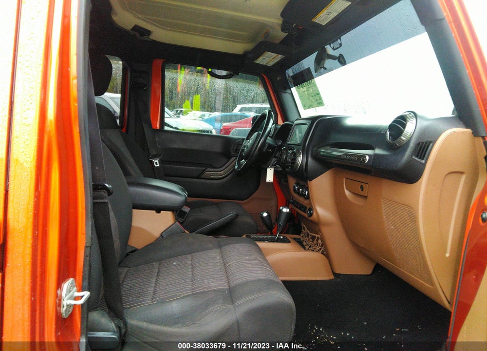 2011 JEEP WRANGLER UNLIMITED SAHARA VIN: 1J4BA5H11BL516170