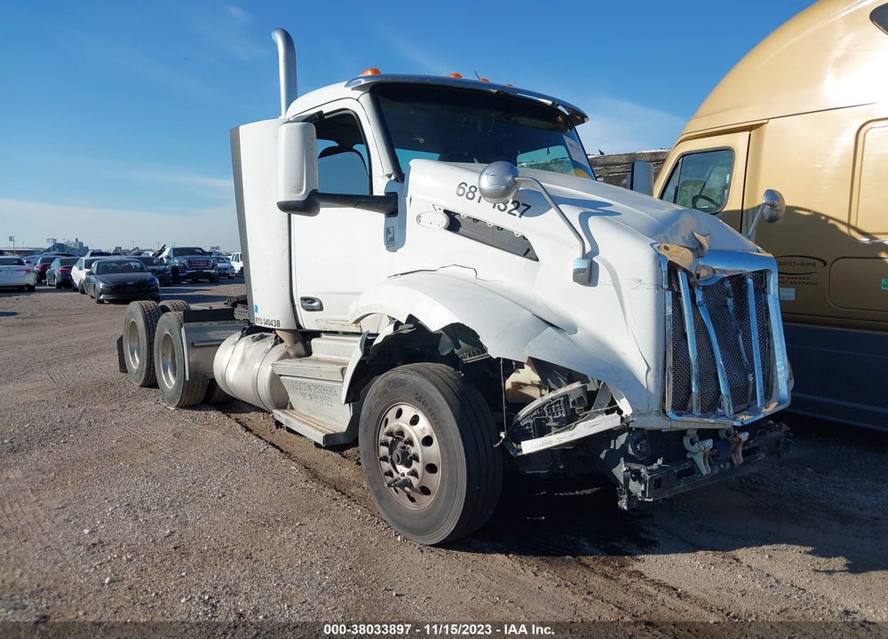 2022 PETERBILT 579 VIN: 1XPBDP9X0ND806201