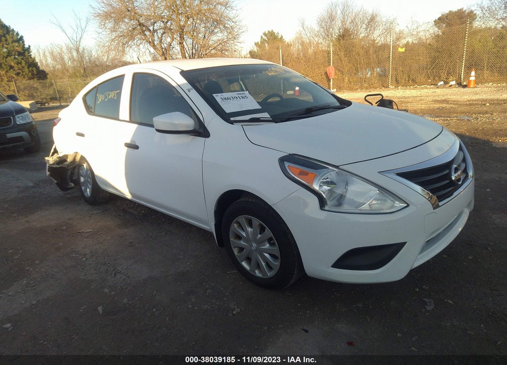 2017 NISSAN VERSA 1.6 S+ VIN: 3N1CN7AP1HL888262