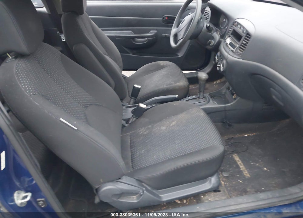 2010 HYUNDAI ACCENT GS VIN: KMHCM3AC2AU168496