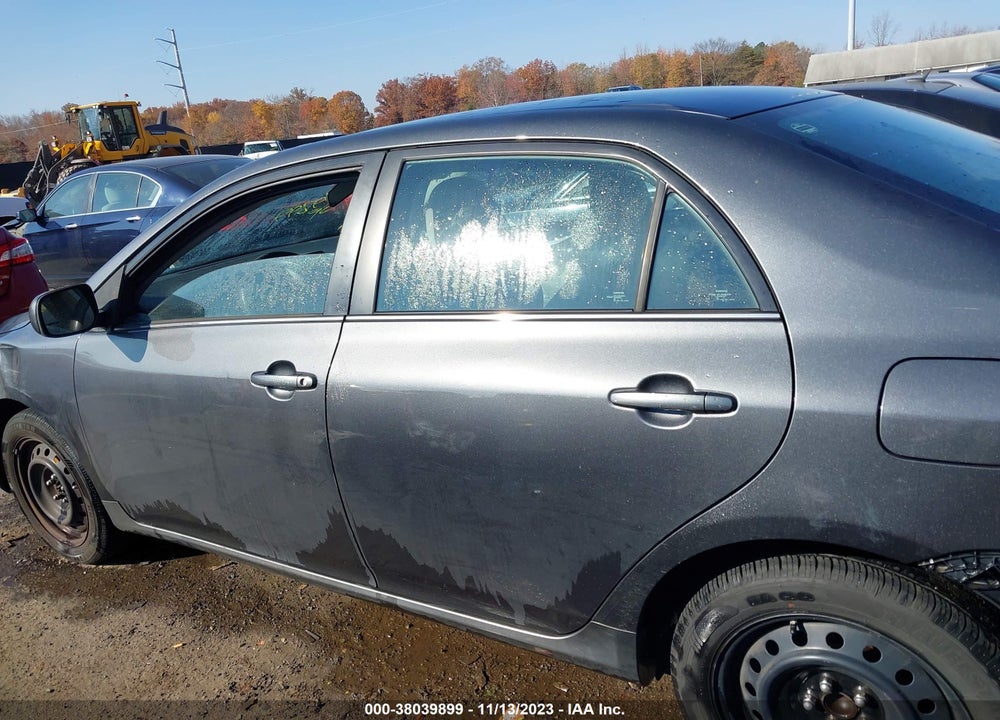 2013 TOYOTA COROLLA LE VIN: 2T1BU4EE5DC058707