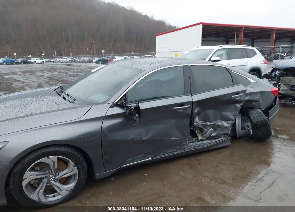 2018 HONDA ACCORD EX-L 2.0T VIN: 1HGCV2F51JA028383