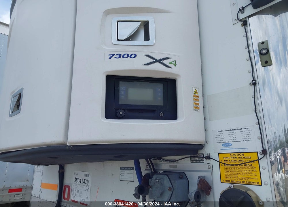 2015 UTILITY TRAILER MFG --- VIN: 1UYVS2536FU281805