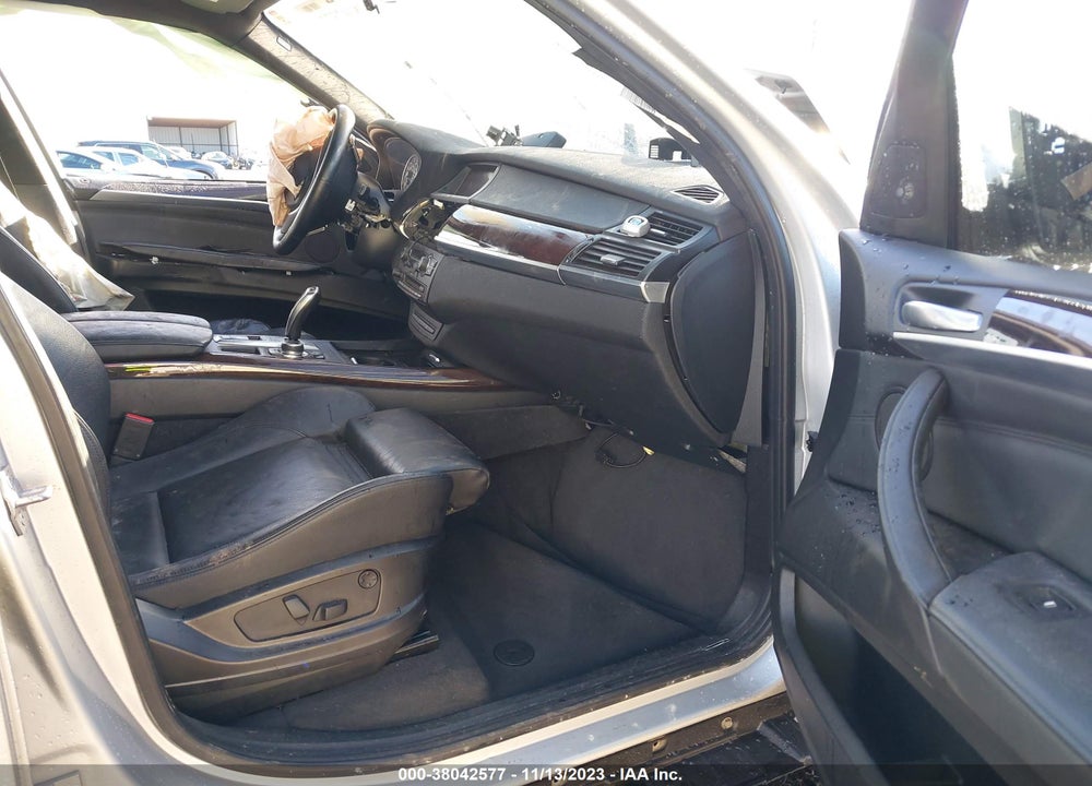 2013 BMW X5 XDRIVE50I VIN: 5UXZV8C55D0C15945