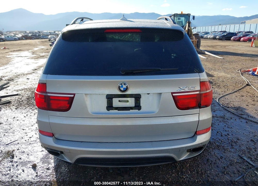 2013 BMW X5 XDRIVE50I VIN: 5UXZV8C55D0C15945