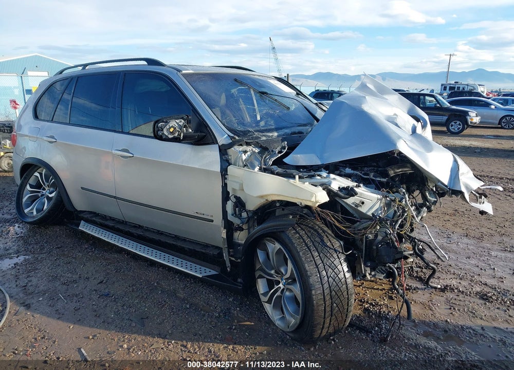 2013 BMW X5 XDRIVE50I VIN: 5UXZV8C55D0C15945
