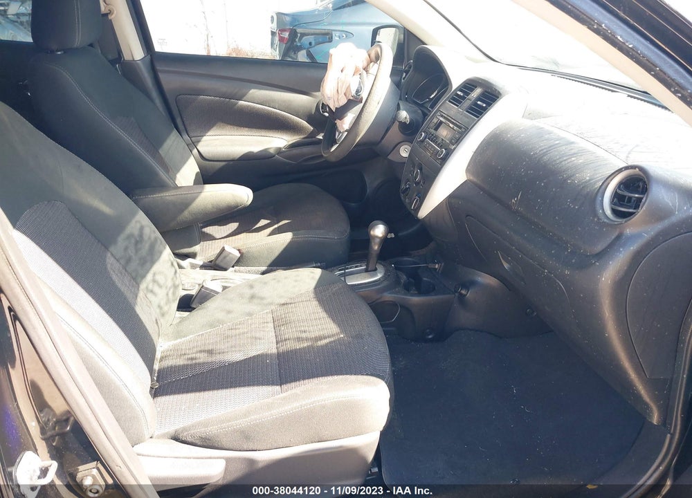 2018 NISSAN VERSA 1.6 SV VIN: 3N1CN7AP5JL801825