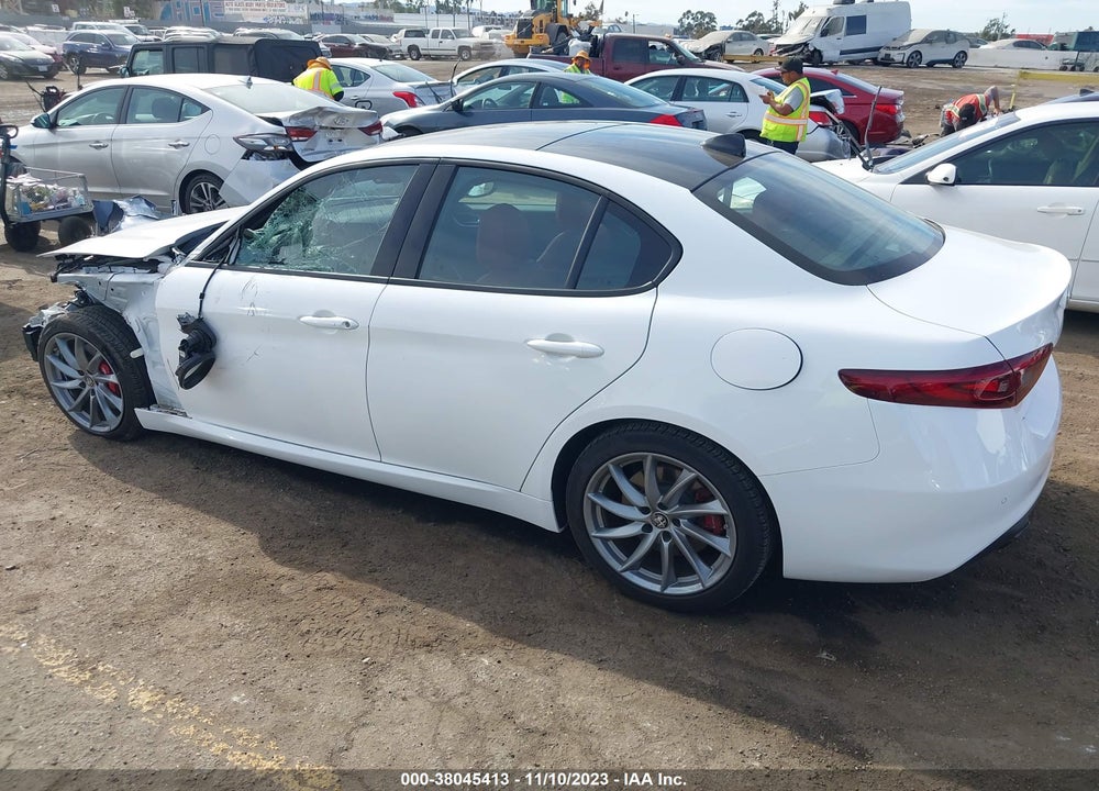 2022 ALFA ROMEO GIULIA SPRINT RWD VIN: ZARFAMAN1N7652798