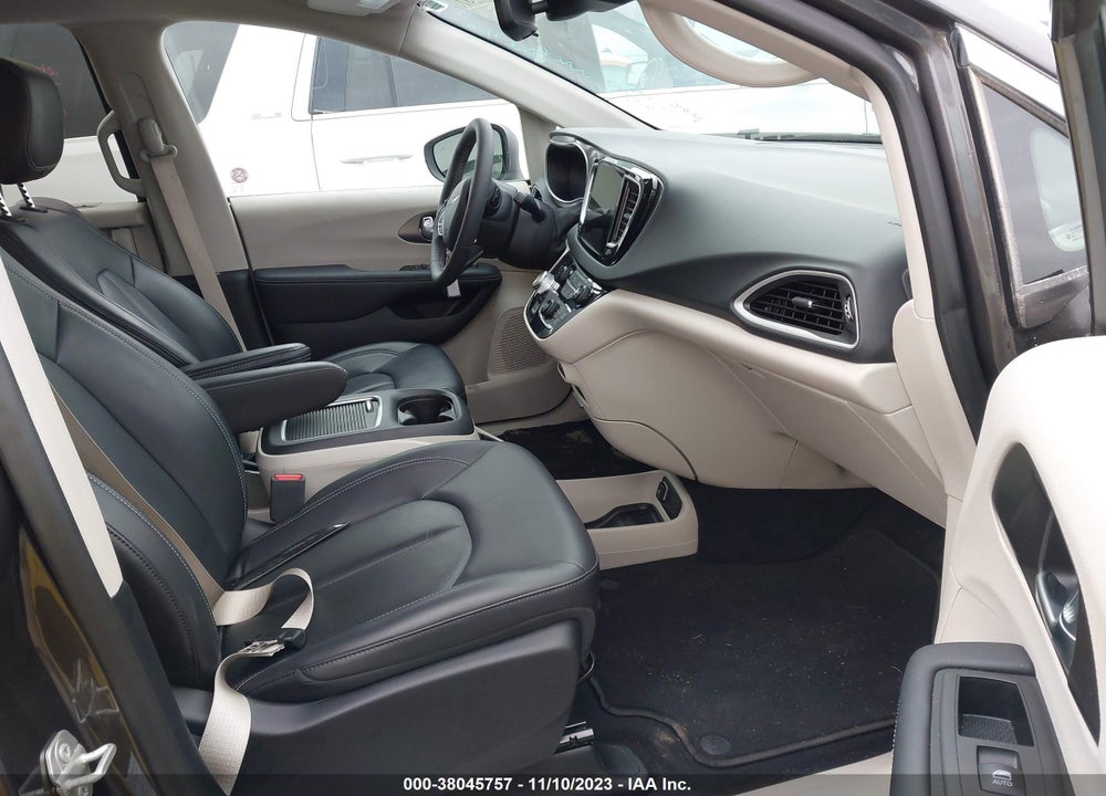 2023 CHRYSLER PACIFICA TOURING L VIN: 2C4RC1BG1PR601058