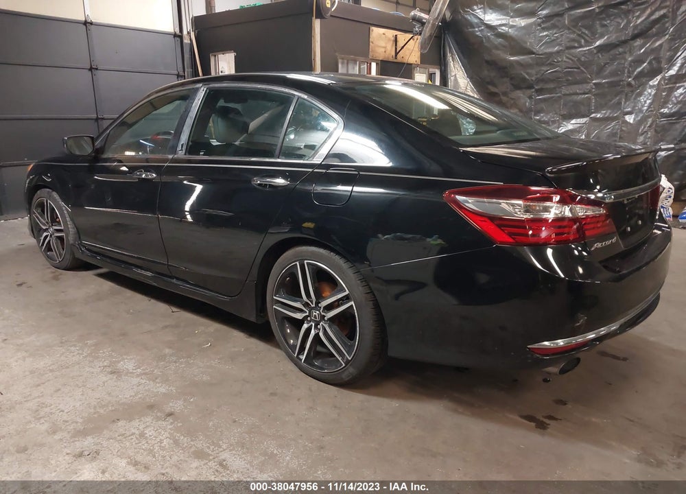 2017 HONDA ACCORD VIN: 1HGCR2F11HA065669