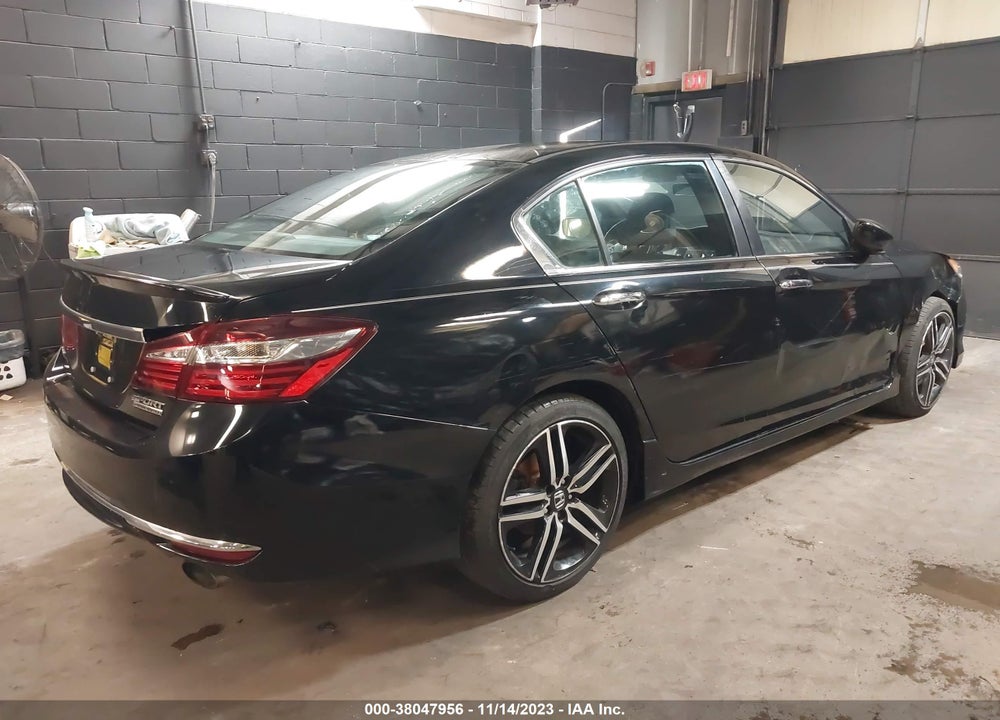 2017 HONDA ACCORD VIN: 1HGCR2F11HA065669