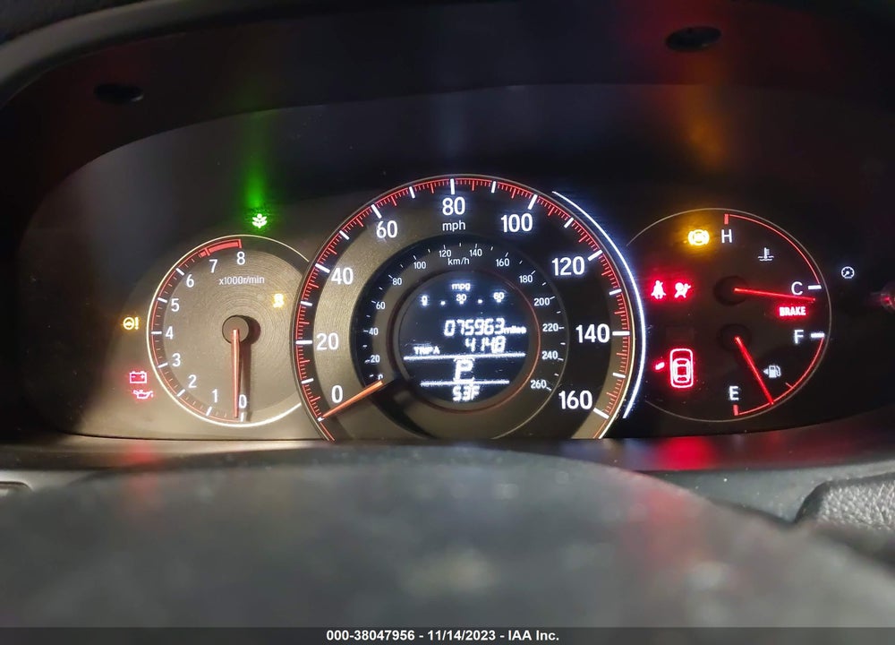 2017 HONDA ACCORD VIN: 1HGCR2F11HA065669