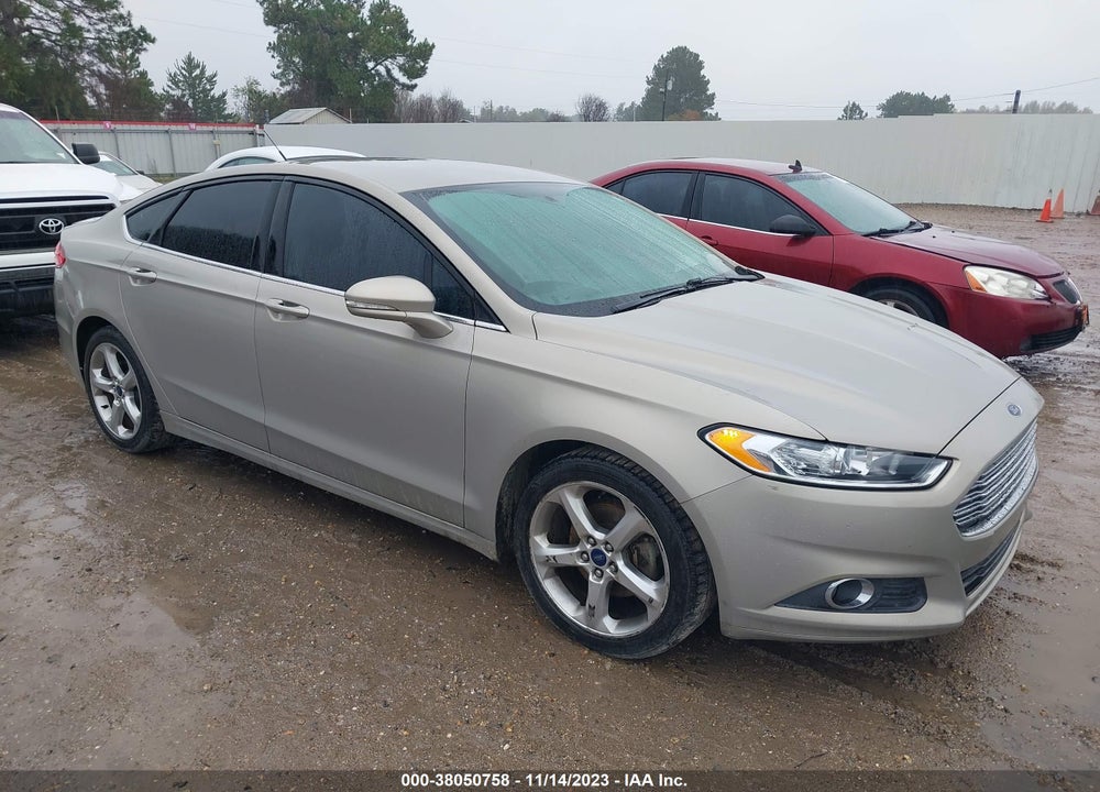 2015 FORD FUSION SE VIN: 3FA6P0H7XFR263005