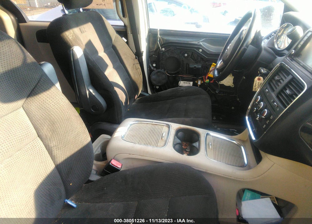 2015 DODGE GRAND CARAVAN VIN: 2C4RDGCGXFR607793