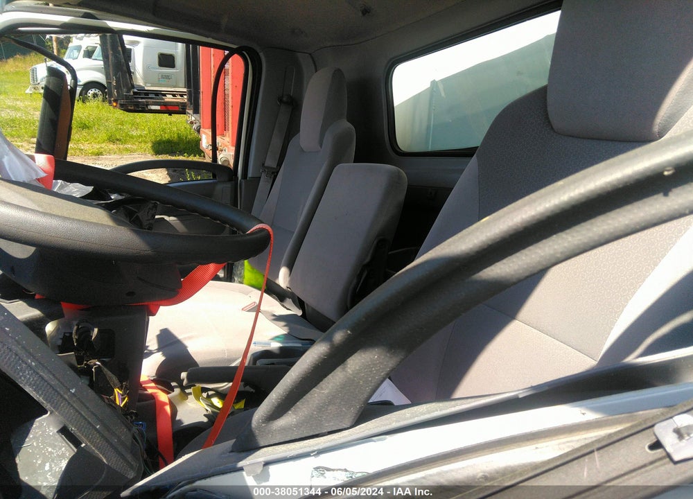 2019 ISUZU NPR HD VIN: 54DC4W1B5KS814703