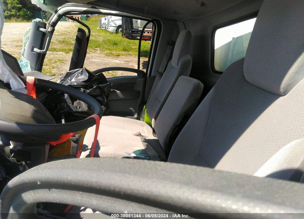 2019 ISUZU NPR HD VIN: 54DC4W1B5KS814703