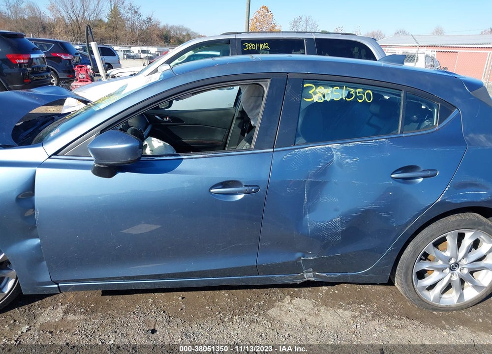 2014 MAZDA 3 S GRAND TOURING VIN: JM1BM1M30E1204158