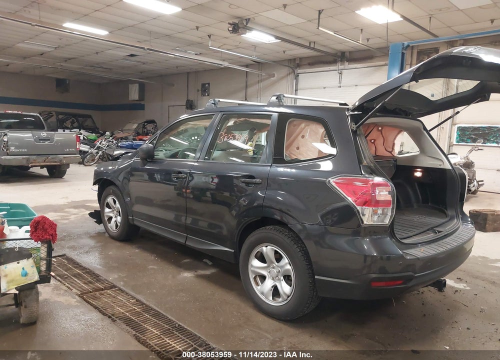 2018 SUBARU FORESTER 2.5I VIN: JF2SJAAC9JG424534