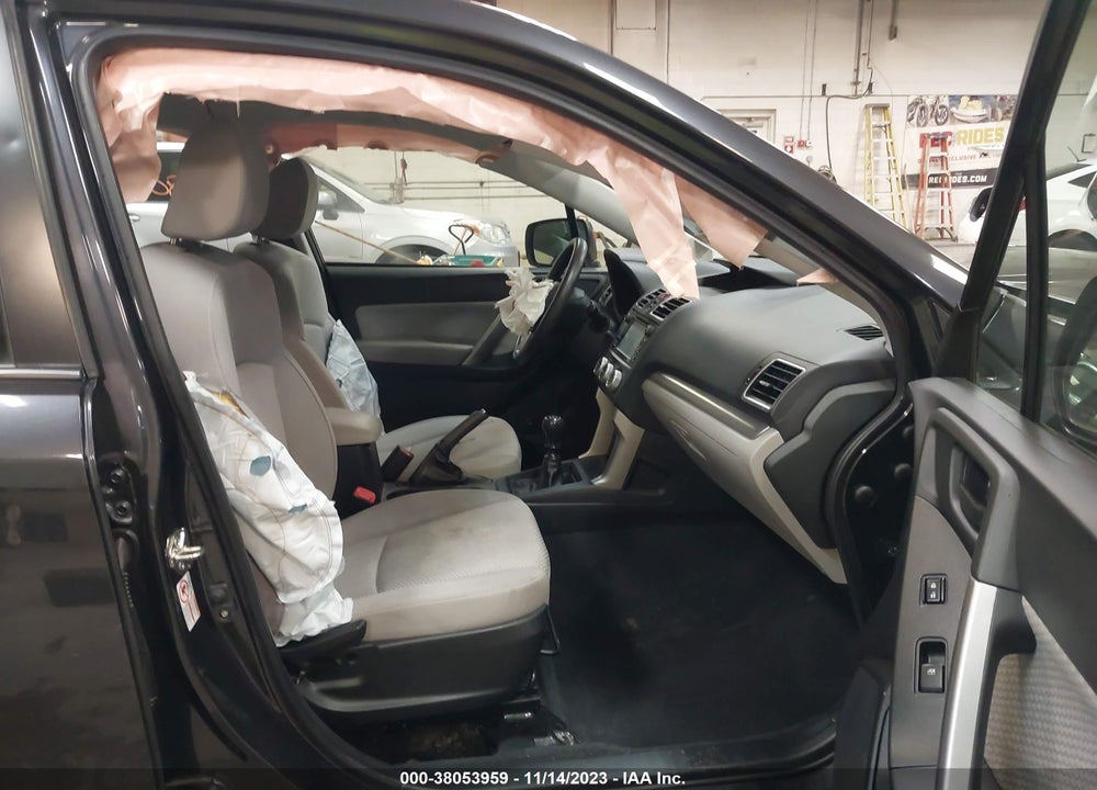 2018 SUBARU FORESTER 2.5I VIN: JF2SJAAC9JG424534