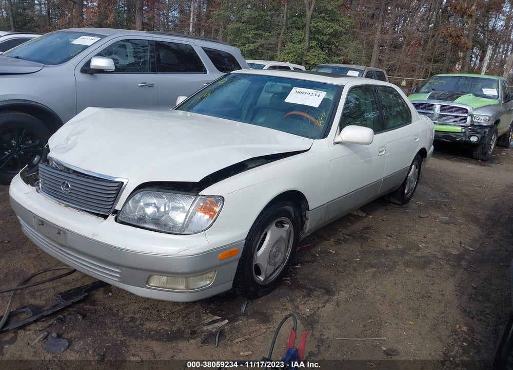 1998 LEXUS LS 400 VIN: JT8BH28F3W0138371