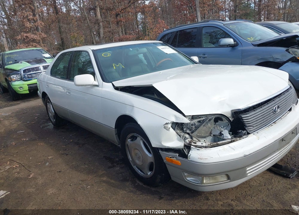 1998 LEXUS LS 400 VIN: JT8BH28F3W0138371