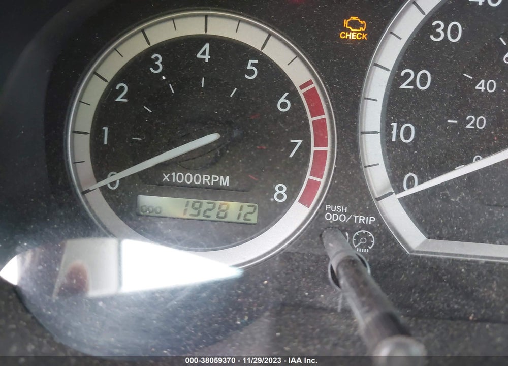 2004 TOYOTA SIENNA LE VIN: 5TDZA23C04S072096