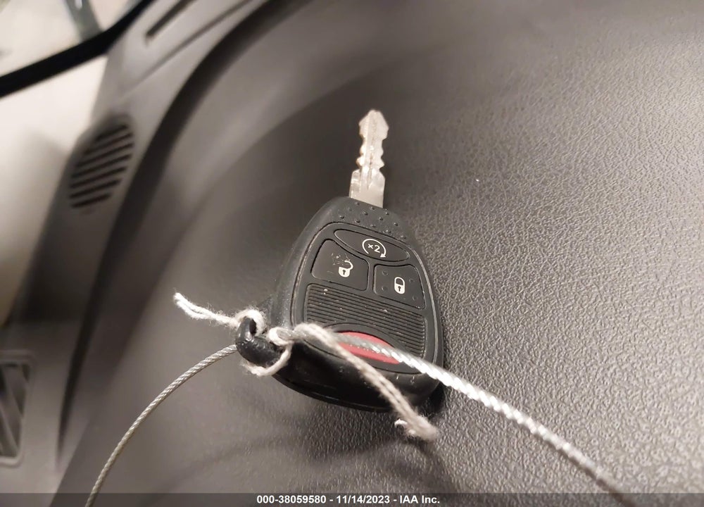 2014 JEEP PATRIOT LATITUDE VIN: 1C4NJRFB1ED731116