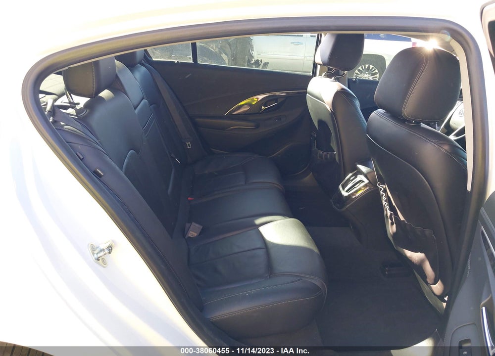 2015 BUICK LACROSSE LEATHER VIN: 1G4GB5G39FF324183