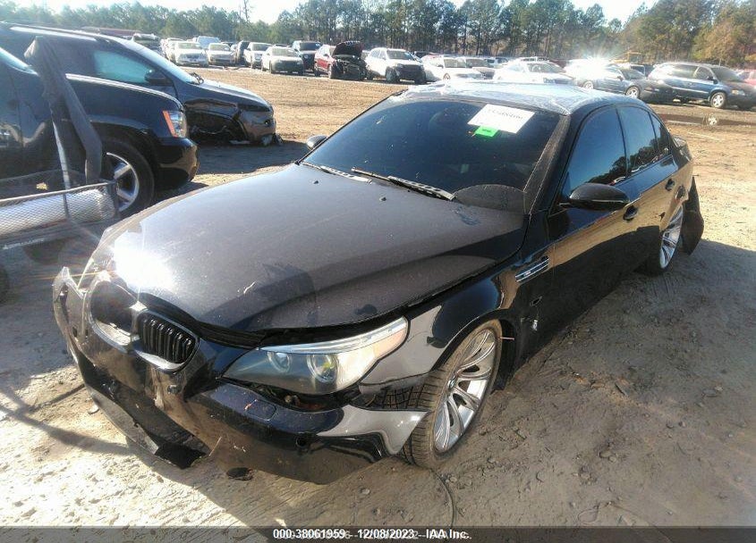 2007 BMW M5 VIN: WBSNB93597CX07336