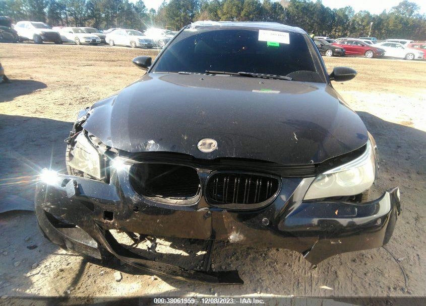 2007 BMW M5 VIN: WBSNB93597CX07336