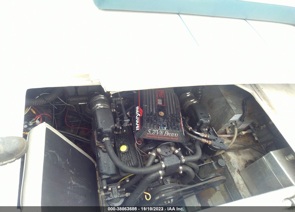 1993 CROWNLINE BOAT W/TRAILER*ABAND VIN: JTC14301D393