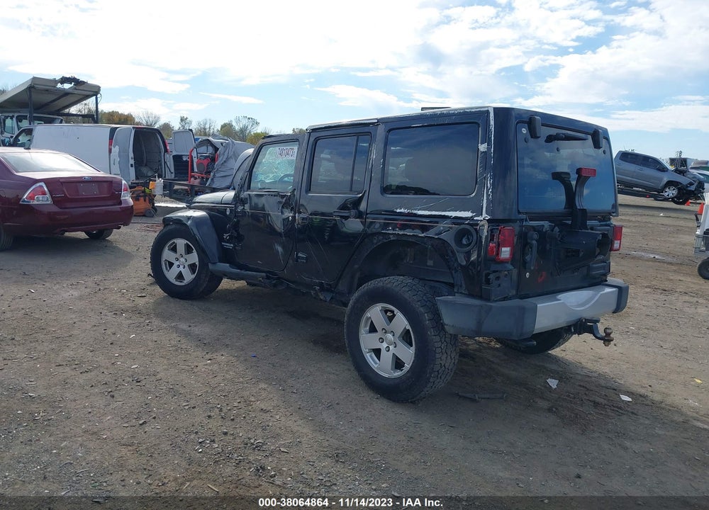 2012 JEEP WRANGLER UNLIMITED SAHARA VIN: 1C4BJWEG2CL231743