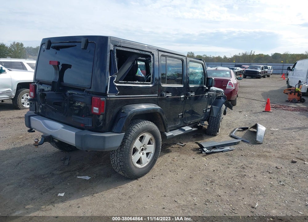 2012 JEEP WRANGLER UNLIMITED SAHARA VIN: 1C4BJWEG2CL231743