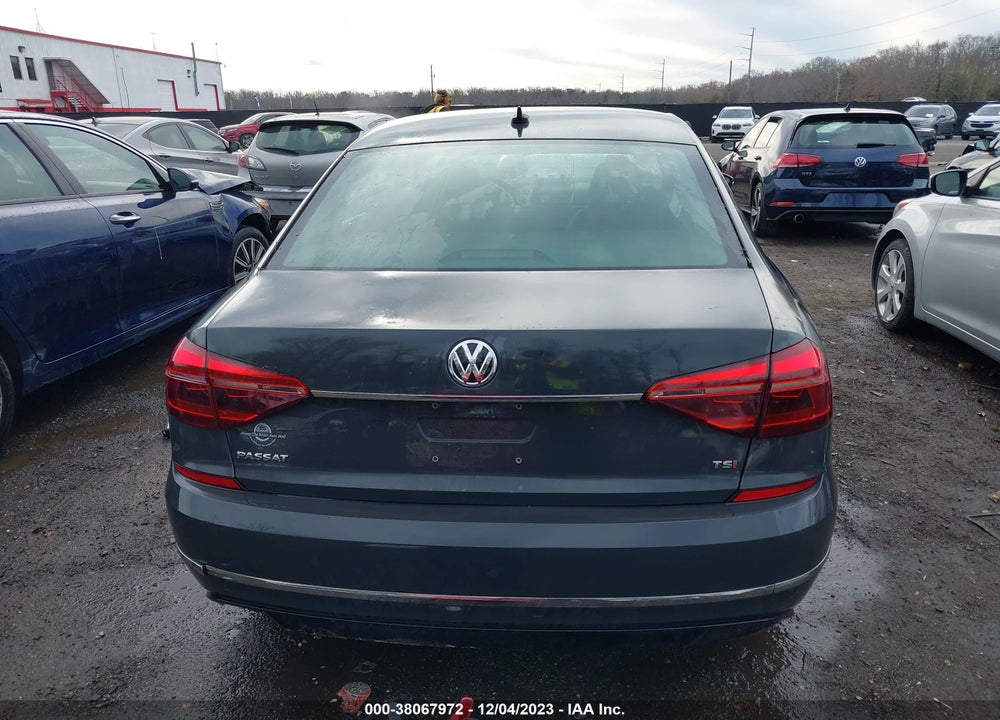 2017 VOLKSWAGEN PASSAT 1.8T R-LINE VIN: 1VWDT7A34HC058694