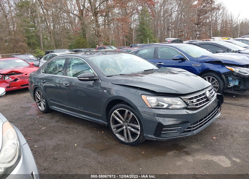 2017 VOLKSWAGEN PASSAT 1.8T R-LINE VIN: 1VWDT7A34HC058694