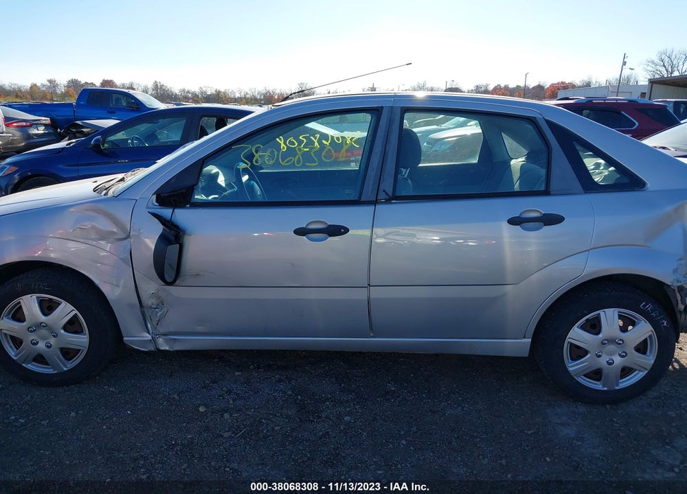 2007 FORD FOCUS S/SE/SES VIN: 1FAHP34N77W331953