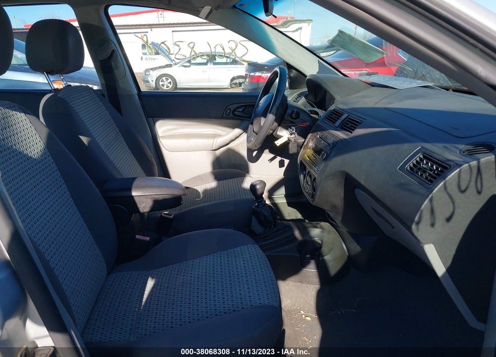 2007 FORD FOCUS S/SE/SES VIN: 1FAHP34N77W331953