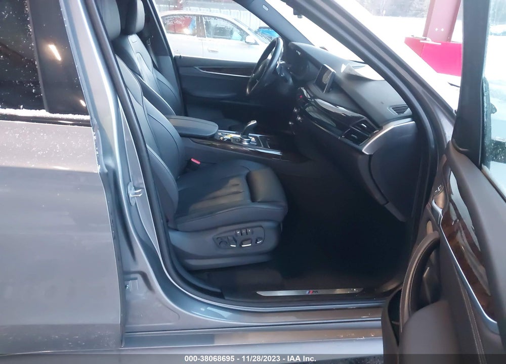 2018 BMW X5 XDRIVE35D VIN: 5UXKS4C54J0Y20647